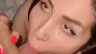 سكس ميرا النوري تبلع العير والخصاوي بمتعة واحتراف